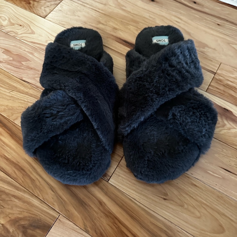 Toms Slippers